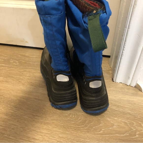 Kamik youth winter snow boots size 5 - Picture 3 of 7